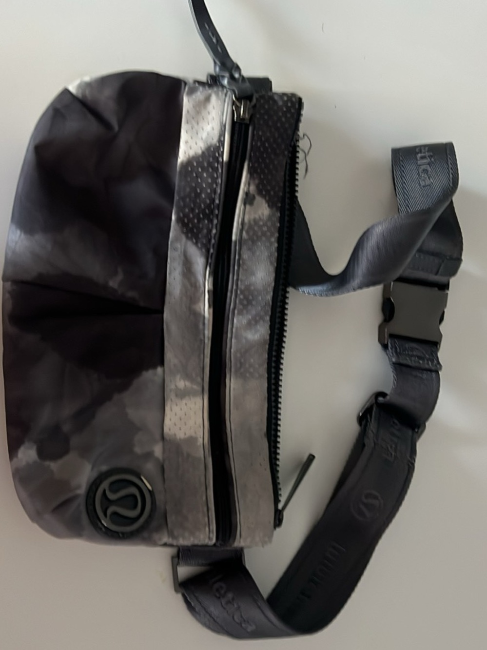 Vintage OG Lululemon athletica Black Gray Camo Belt Bag